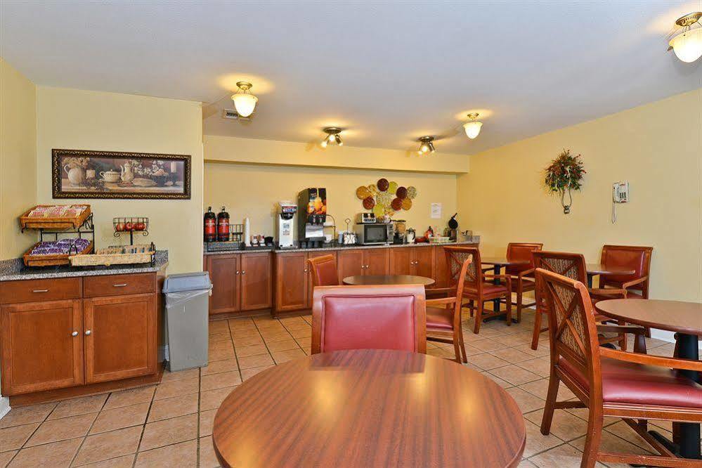 Days Inn By Wyndham Abbeville Esterno foto